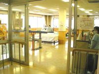 柵原病院の機能訓練室